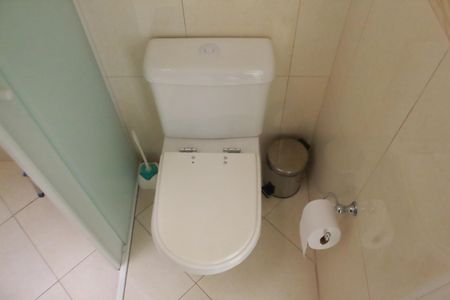 Casa à venda com 473m², 3 quartos e 8 vagasBanheiro da Suíte 2