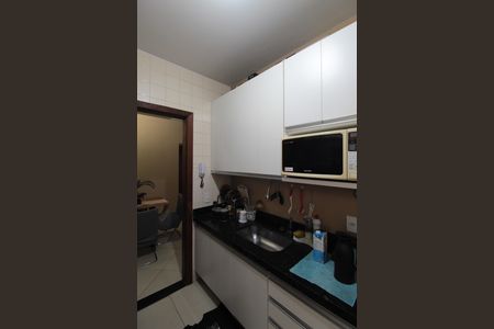 Apartamento à venda com 90m², 3 quartos e 2 vagasCozinha e Área de Serviço