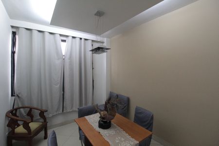Apartamento à venda com 90m², 3 quartos e 2 vagasCopa