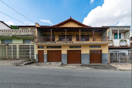 Casa à venda com 260m², 3 quartos e 4 vagasFachada