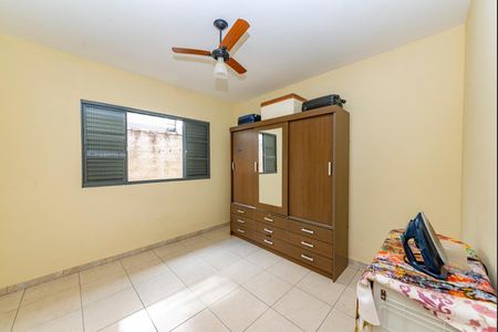 Casa à venda com 260m², 3 quartos e 4 vagasQuarto 2