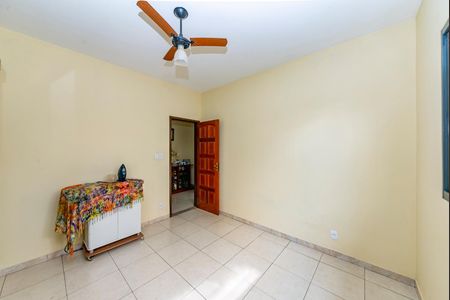 Casa à venda com 260m², 3 quartos e 4 vagasQuarto 2