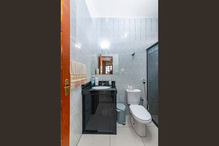 Casa à venda com 260m², 3 quartos e 4 vagasBanheiro do Quarto 1