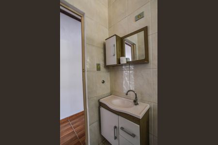 Casa à venda com 100m², 2 quartos e 2 vagasBanheiro da Suíte