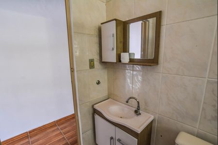 Casa à venda com 100m², 2 quartos e 2 vagasBanheiro da Suíte