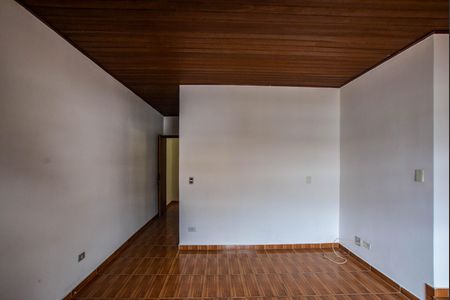 Casa à venda com 100m², 2 quartos e 2 vagasSuíte