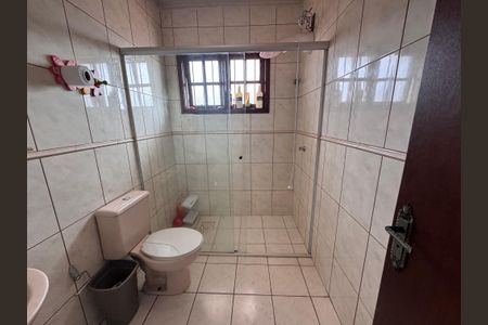 Casa para alugar com 200m², 3 quartos e 3 vagas Casa para alugar com 200m², 3 quartos e 3 vagasBanheiro