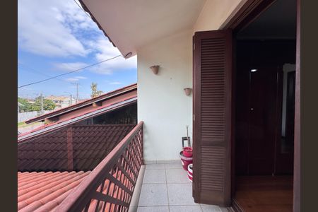 Casa para alugar com 200m², 3 quartos e 3 vagas Casa para alugar com 200m², 3 quartos e 3 vagasVaranda da Suíte
