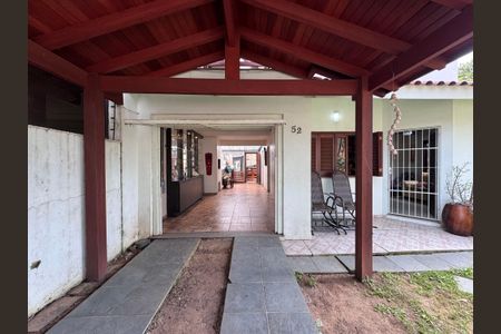 Casa para alugar com 200m², 3 quartos e 3 vagas Casa para alugar com 200m², 3 quartos e 3 vagasQuintal