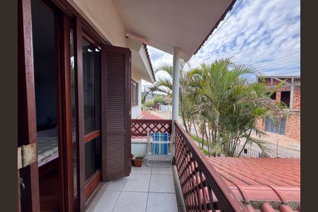 Casa para alugar com 200m², 3 quartos e 3 vagas Casa para alugar com 200m², 3 quartos e 3 vagasVaranda da Suíte