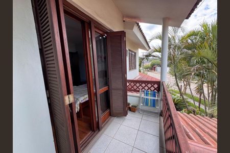 Casa para alugar com 200m², 3 quartos e 3 vagas Casa para alugar com 200m², 3 quartos e 3 vagasVaranda da Suíte