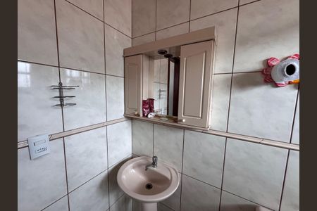 Casa para alugar com 200m², 3 quartos e 3 vagas Casa para alugar com 200m², 3 quartos e 3 vagasBanheiro