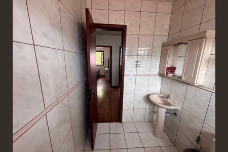 Casa para alugar com 200m², 3 quartos e 3 vagas Casa para alugar com 200m², 3 quartos e 3 vagasBanheiro