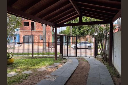 Casa para alugar com 200m², 3 quartos e 3 vagas Casa para alugar com 200m², 3 quartos e 3 vagasQuintal