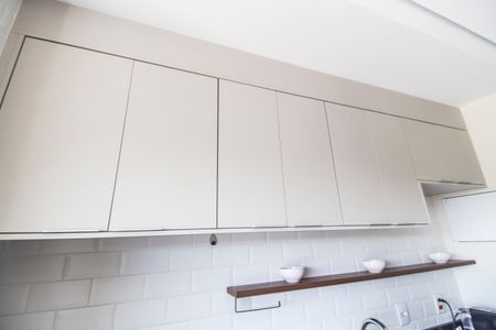 Apartamento à venda com 50m², 1 quarto e 2 vagas Apartamento à venda com 50m², 1 quarto e 2 vagasDetalhe da cozinha