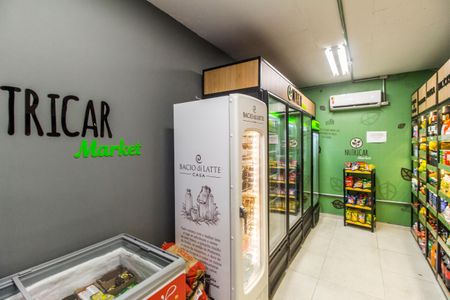 Apartamento à venda com 50m², 1 quarto e 2 vagas Apartamento à venda com 50m², 1 quarto e 2 vagasMercado