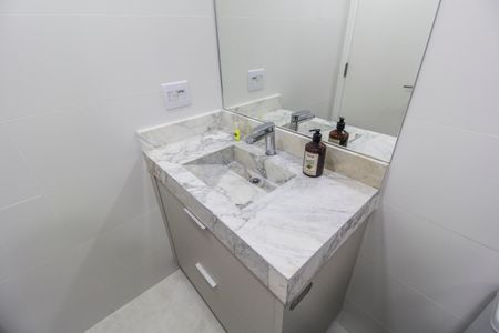 Apartamento à venda com 50m², 1 quarto e 2 vagas Apartamento à venda com 50m², 1 quarto e 2 vagasBanheiro da Suíte