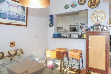 Apartamento à venda com 65m², 2 quartos e 1 vaga Apartamento à venda com 65m², 2 quartos e 1 vagaSala