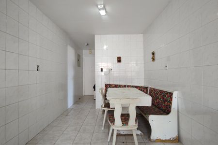 Apartamento para alugar com 150m², 3 quartos e 2 vagas Apartamento para alugar com 150m², 3 quartos e 2 vagasCozinha - Armários