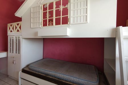 Apartamento para alugar com 150m², 3 quartos e 2 vagas Apartamento para alugar com 150m², 3 quartos e 2 vagasQuarto 1 - Armários