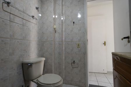 Apartamento para alugar com 150m², 3 quartos e 2 vagas Apartamento para alugar com 150m², 3 quartos e 2 vagasBanheiro da Suíte