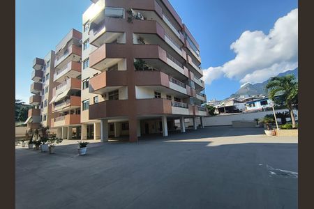 Apartamento para alugar com 150m², 3 quartos e 2 vagas Apartamento para alugar com 150m², 3 quartos e 2 vagasFachada do bloco