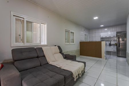 Casa à venda com 99m², 4 quartos e 6 vagas Casa à venda com 99m², 4 quartos e 6 vagasSala- casa 2