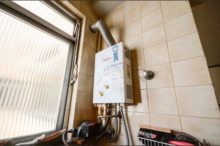 Apartamento à venda com 220m², 3 quartos e 1 vagaÁrea de Serviço 1