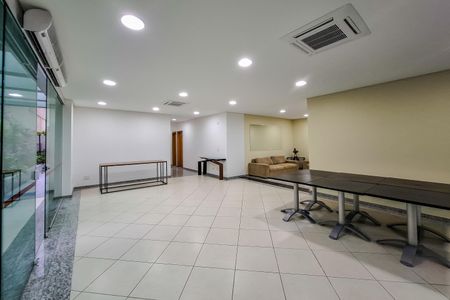 Apartamento à venda com 123m², 3 quartos e 2 vagas Apartamento à venda com 123m², 3 quartos e 2 vagasÁrea comum