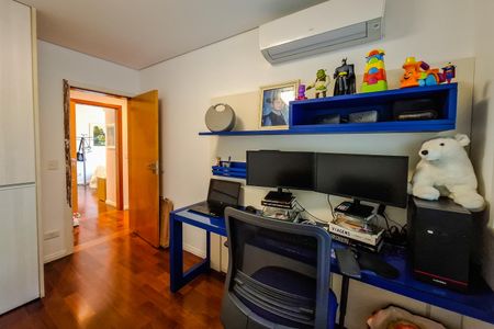 Apartamento à venda com 123m², 3 quartos e 2 vagas Apartamento à venda com 123m², 3 quartos e 2 vagasQuarto 1