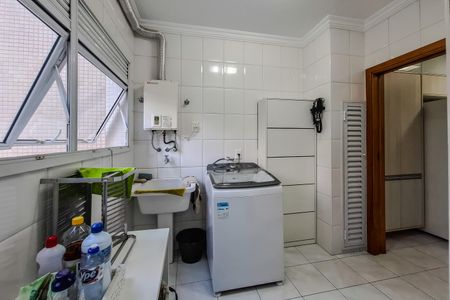 Apartamento à venda com 123m², 3 quartos e 2 vagas Apartamento à venda com 123m², 3 quartos e 2 vagasÁrea de Serviço