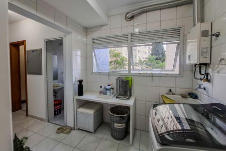 Apartamento à venda com 123m², 3 quartos e 2 vagas Apartamento à venda com 123m², 3 quartos e 2 vagasÁrea de Serviço