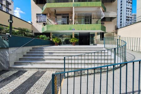 Apartamento à venda com 140m², 4 quartos e 1 vagaFachada