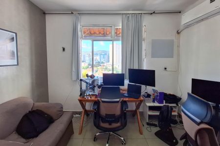 Apartamento à venda com 140m², 4 quartos e 1 vagaQuarto 1