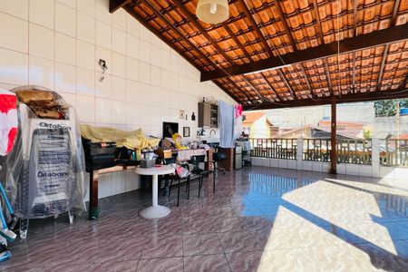 Casa à venda com 126m², 3 quartos e 3 vagas Casa à venda com 126m², 3 quartos e 3 vagasVaranda da Suíte