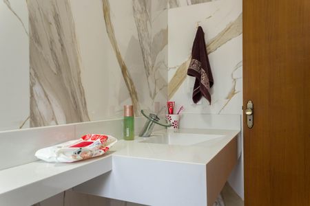 Apartamento à venda com 130m², 3 quartos e 2 vagasBanheiro