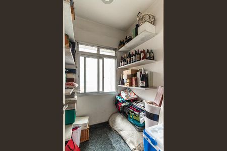 Apartamento à venda com 270m², 4 quartos e 2 vagas Apartamento à venda com 270m², 4 quartos e 2 vagas Despensa