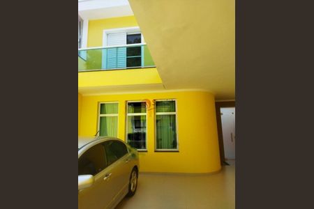 Casa à venda com 220m², 3 quartos e 3 vagas