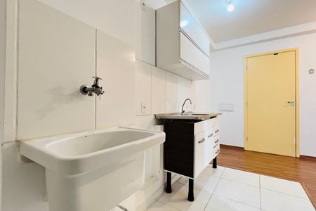 Apartamento à venda com 32m², 1 quarto e sem vaga Apartamento à venda com 32m², 1 quarto e sem vagaCozinha e Área de Serviço