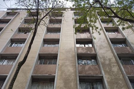 Apartamento à venda com 40m², 1 quarto e sem vaga Apartamento à venda com 40m², 1 quarto e sem vagaFachada