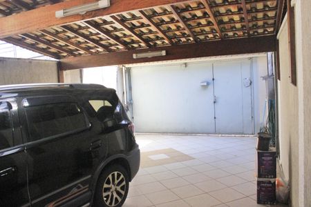 Casa à venda com 188m², 3 quartos e 2 vagasGaragem