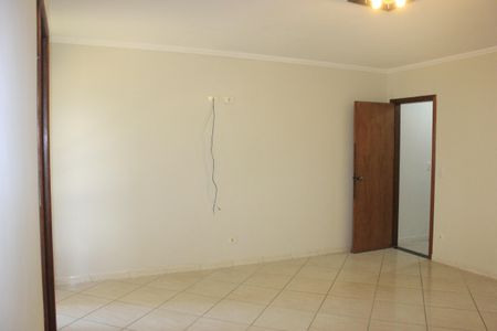 Casa à venda com 188m², 3 quartos e 2 vagasSuíte 2