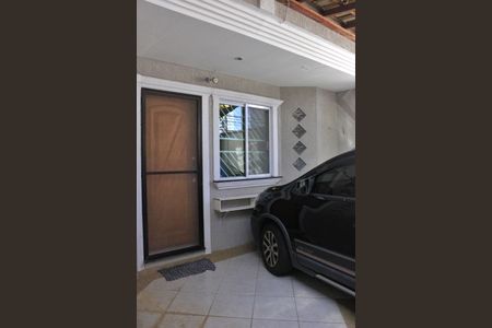 Casa à venda com 188m², 3 quartos e 2 vagasGaragem