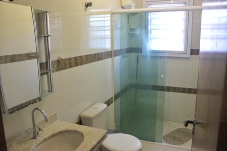 Casa à venda com 188m², 3 quartos e 2 vagasBanheiro da Suíte 1