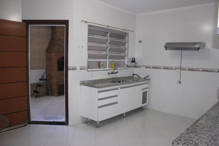 Casa à venda com 188m², 3 quartos e 2 vagasCozinha