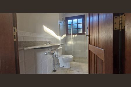 Casa de condomínio à venda com 800m², 5 quartos e 3 vagas Casa de condomínio à venda com 800m², 5 quartos e 3 vagasBanheiro social - Casa 2