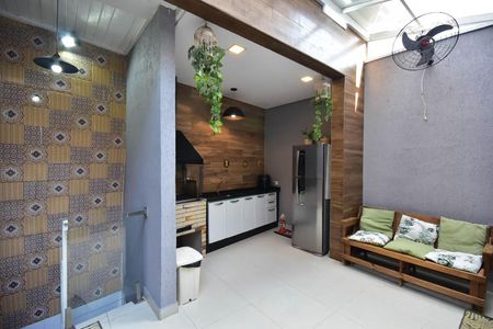Casa à venda com 280m², 3 quartos e 4 vagas Casa à venda com 280m², 3 quartos e 4 vagasChurrasqueira