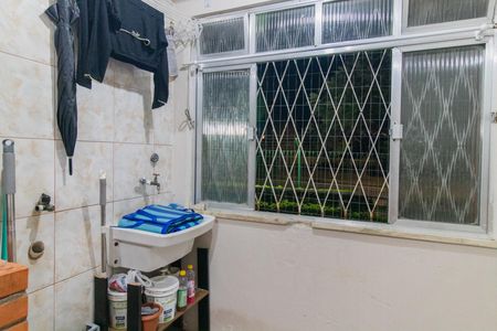 Apartamento à venda com 52m², 2 quartos e 1 vaga Apartamento à venda com 52m², 2 quartos e 1 vagaCozinha e Área de Serviço