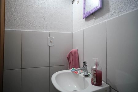 Casa à venda com 170m², 3 quartos e 2 vagasBanheiro