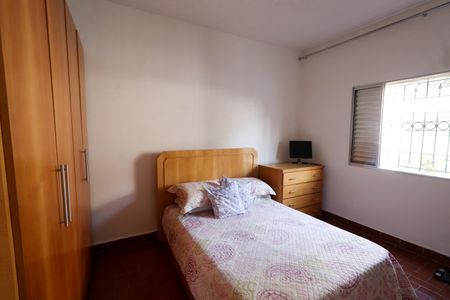 Casa à venda com 200m², 3 quartos e 4 vagas Casa à venda com 200m², 3 quartos e 4 vagasQuarto 1
